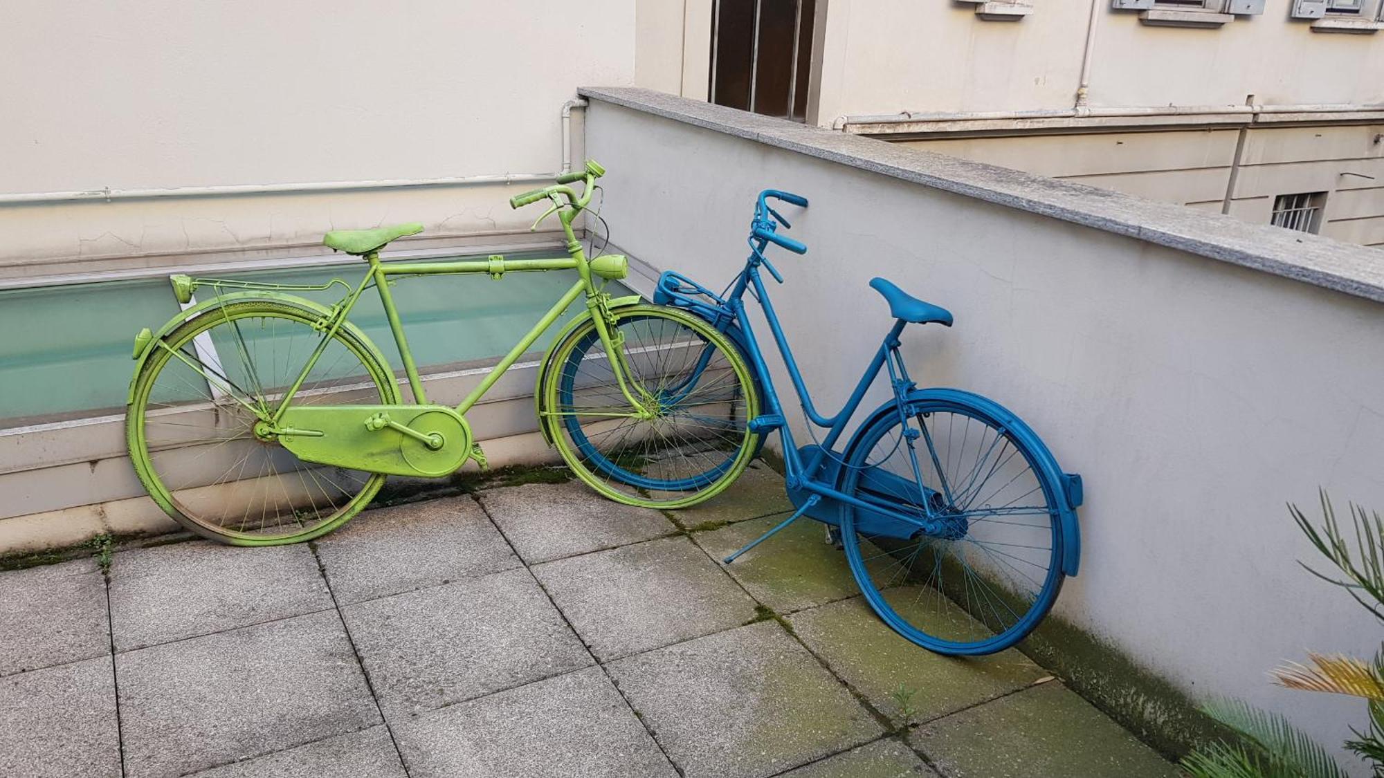 Bike-Loft Apartment Милано Екстериор снимка