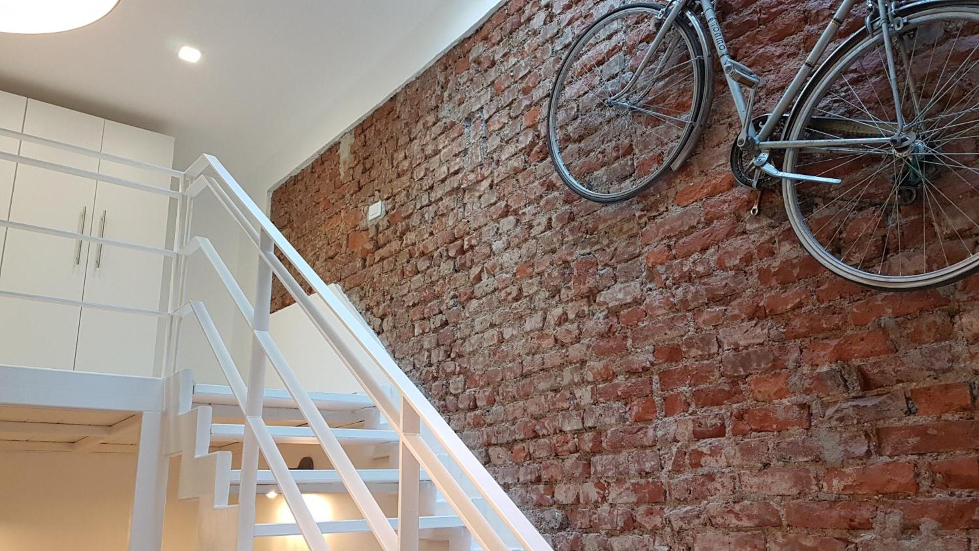 Bike-Loft Apartment Милано Екстериор снимка