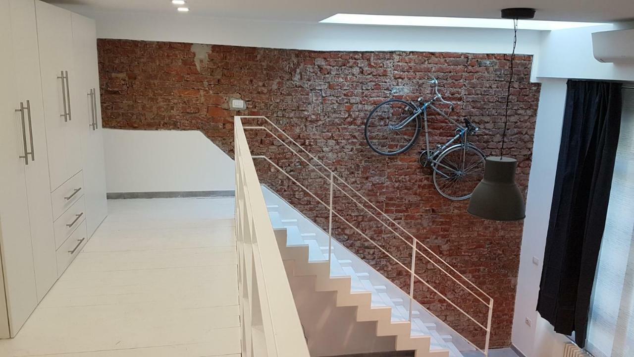 Bike-Loft Apartment Милано Екстериор снимка