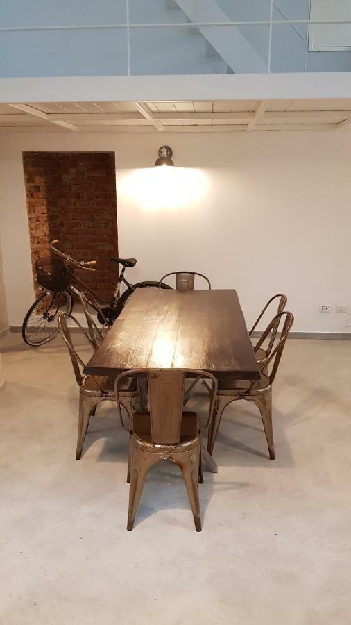 Bike-Loft Apartment Милано Екстериор снимка