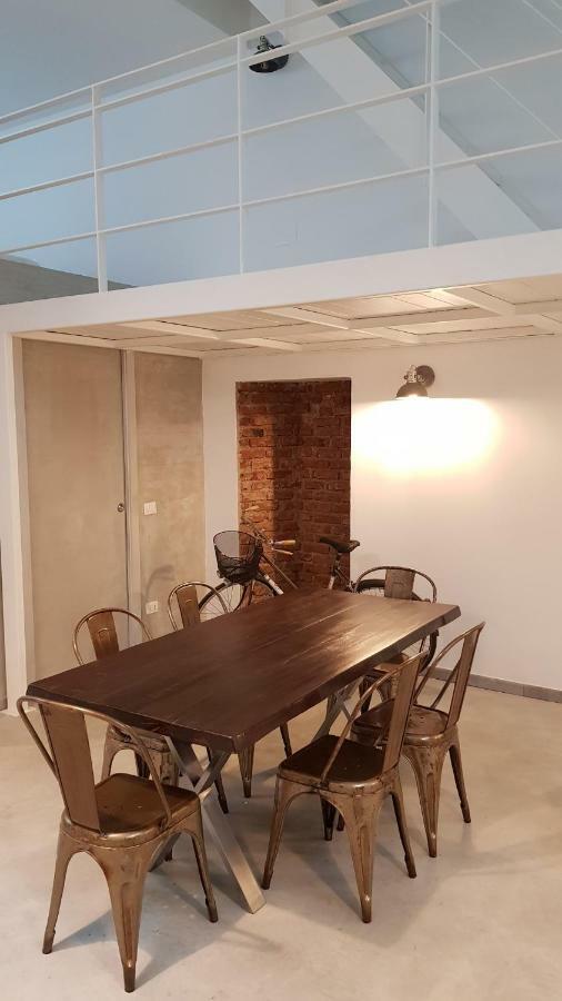 Bike-Loft Apartment Милано Екстериор снимка
