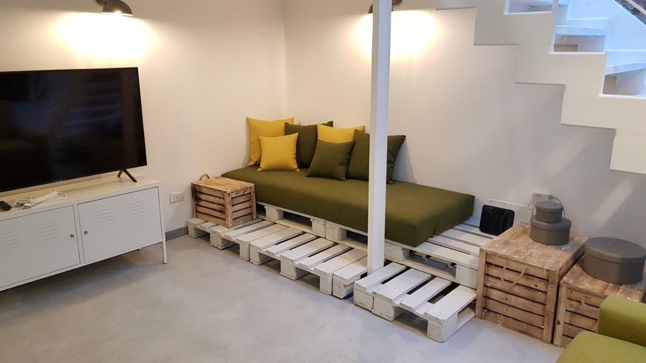 Bike-Loft Apartment Милано Екстериор снимка