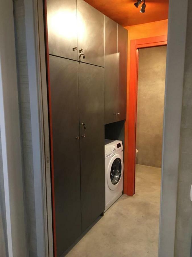 Bike-Loft Apartment Милано Екстериор снимка